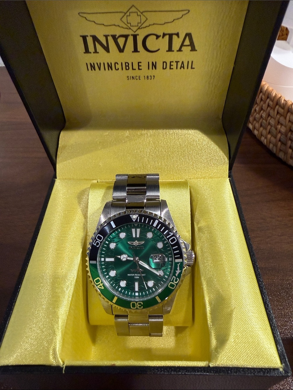 Invicta Men's Green Dial Stainless Steel Dive-Style Watch with Black Bezel